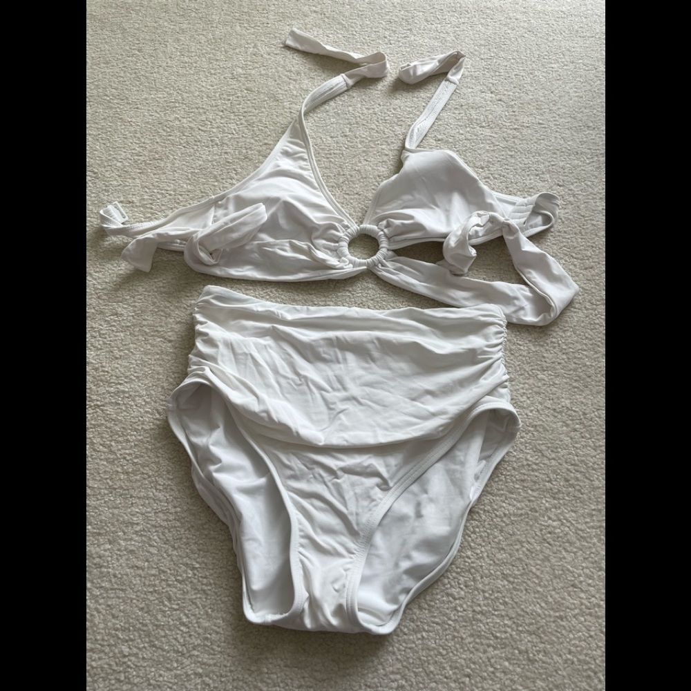 Womens 2 pc white swimsuit size small